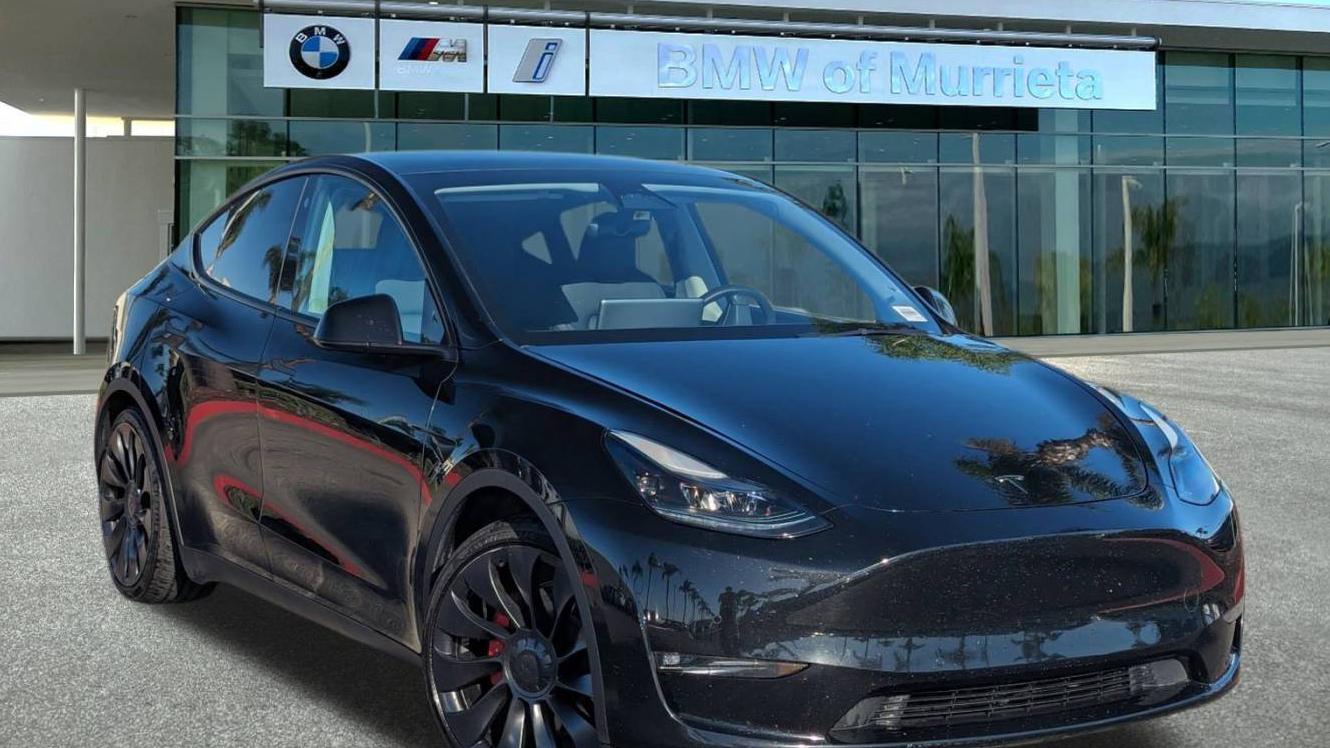 TESLA MODEL Y 2022 7SAYGDEF8NF541134 image